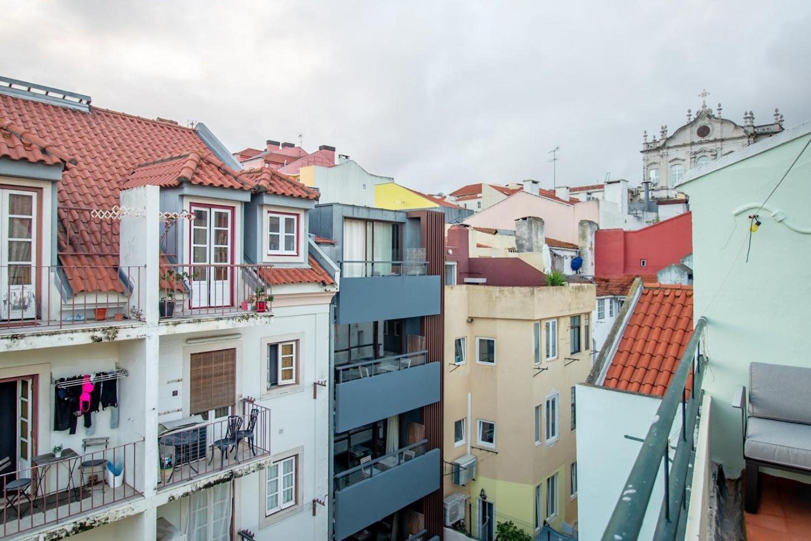 Charming 1br With Terrace Views Of Bridge | By Airnest * Lisboa